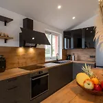 Cerin Prizba Apartman Blato